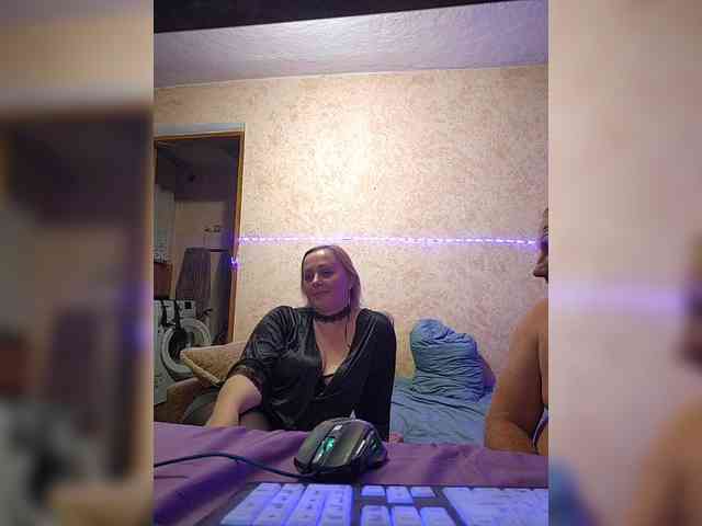 live video sex AliciaandTomas