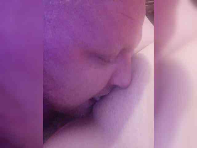 AliciaandTomas webcam