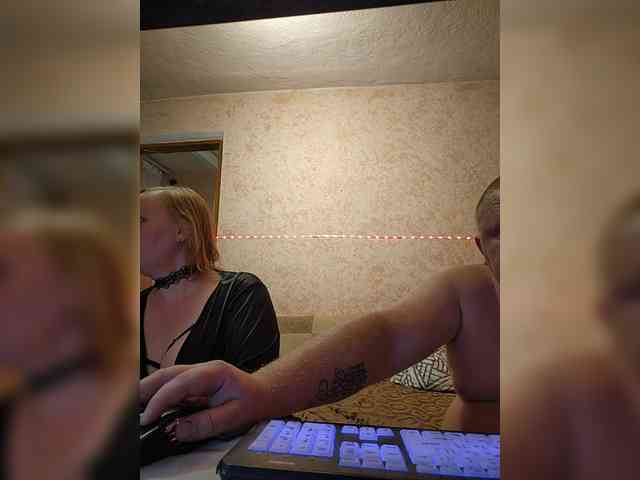 AliciaandTomas webcam