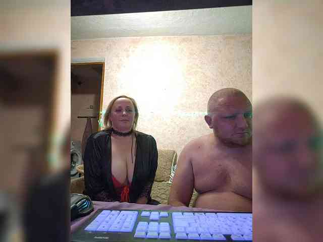 nude live porn AliciaandTomas