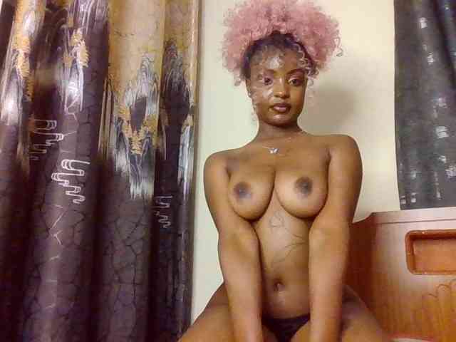 Caramelxoxo webcam