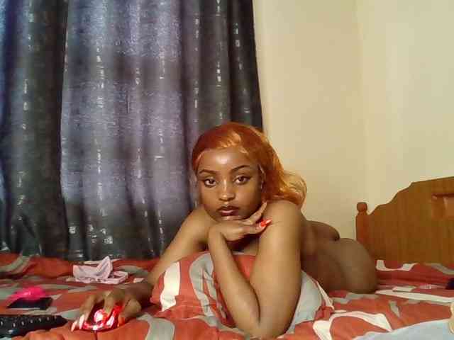 Caramelxoxo webcam