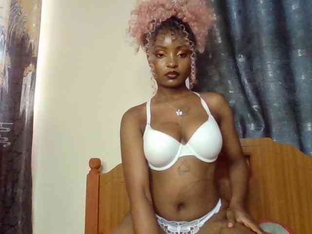 Caramelxoxo webcam