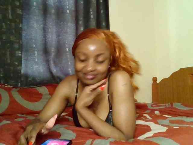 Caramelxoxo webcam