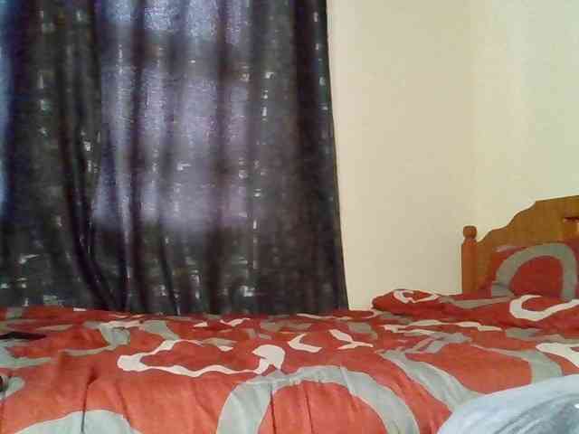 Caramelxoxo webcam