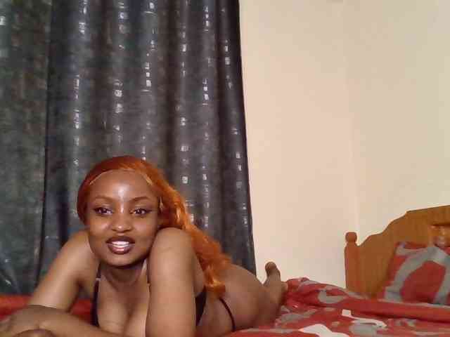 Caramelxoxo webcam
