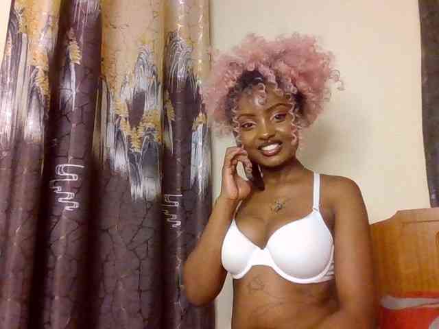 Caramelxoxo webcam