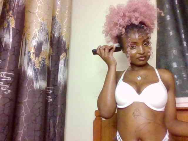 Caramelxoxo webcam