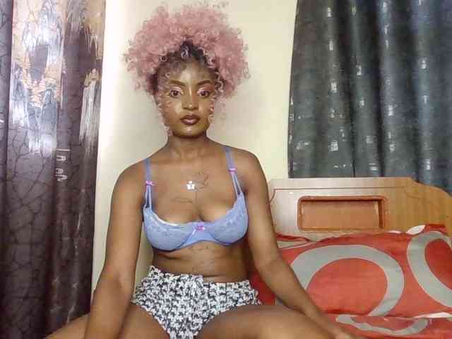 Caramelxoxo webcam