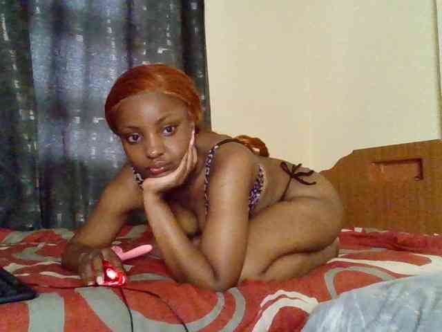 Caramelxoxo webcam