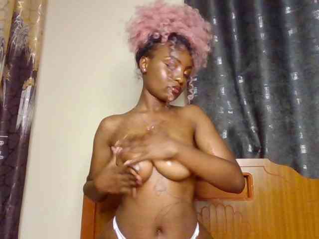 Caramelxoxo webcam