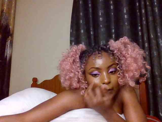Caramelxoxo webcam