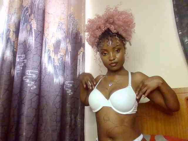 Caramelxoxo webcam