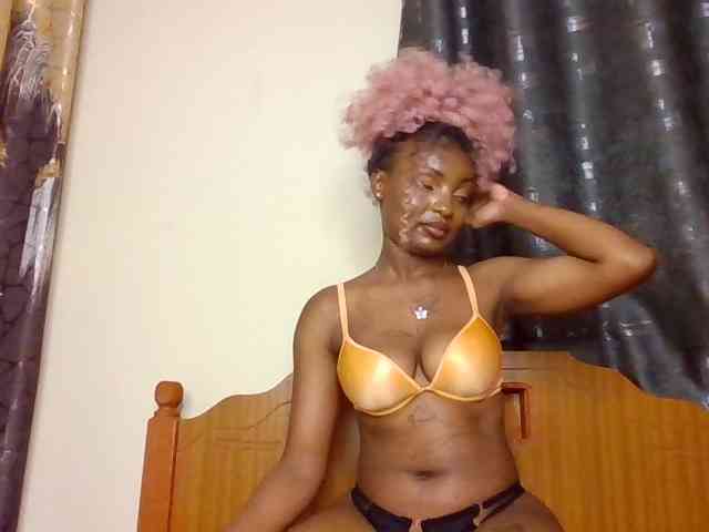 Caramelxoxo webcam