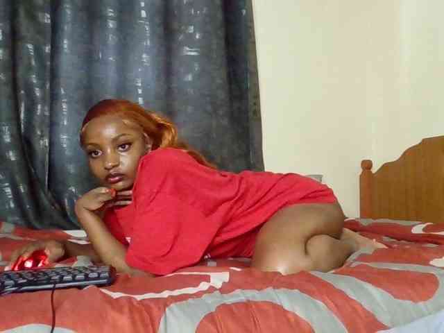 Caramelxoxo webcam