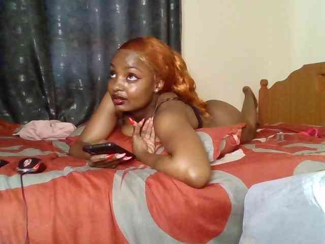 Caramelxoxo webcam
