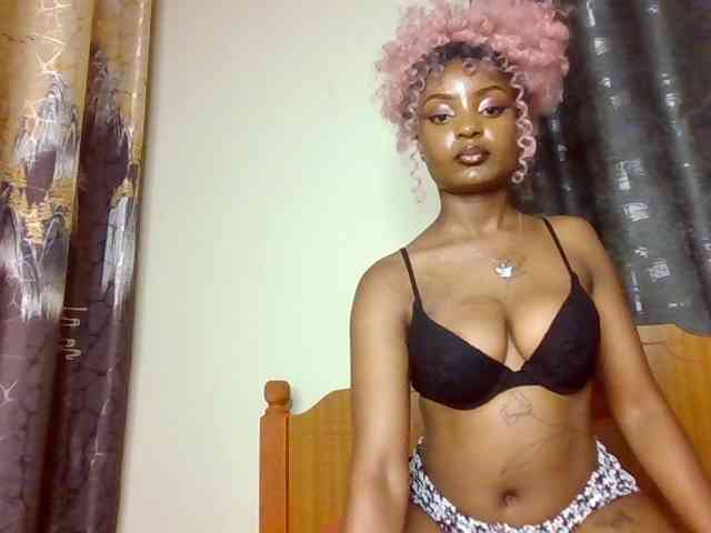 Caramelxoxo webcam