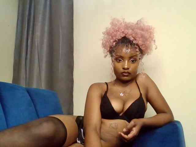 Caramelxoxo webcam