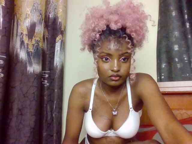 Caramelxoxo webcam