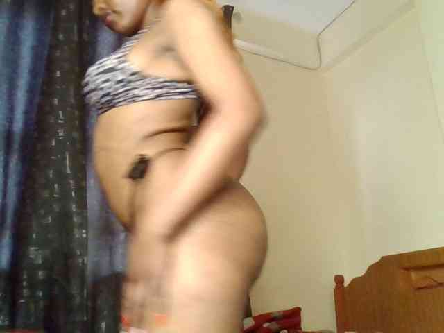 Caramelxoxo webcam