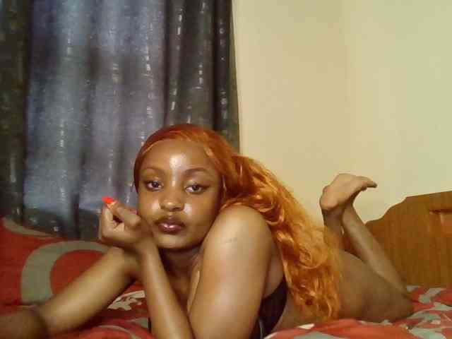 Caramelxoxo webcam