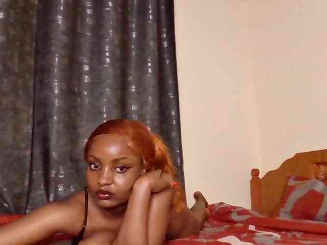 Caramelxoxo webcam