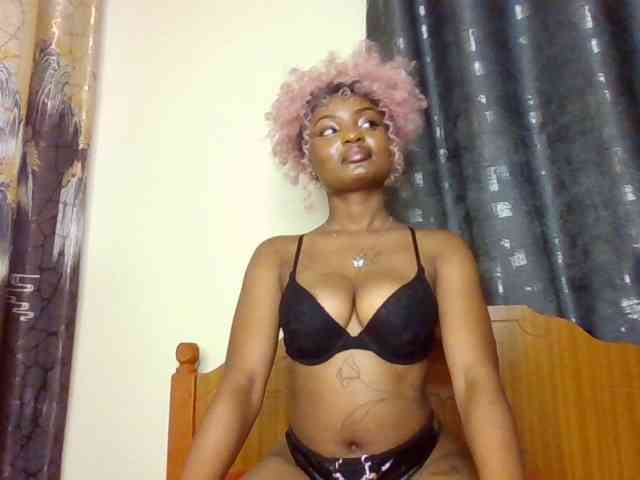 Caramelxoxo webcam
