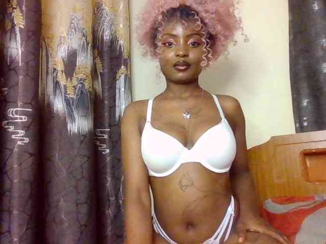 Caramelxoxo webcam