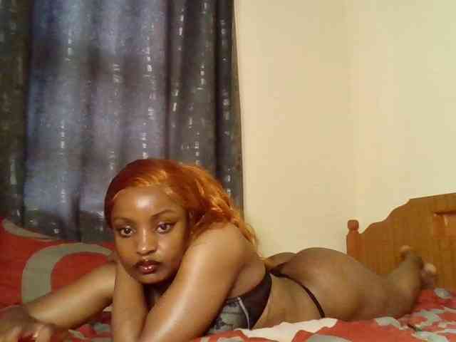 Caramelxoxo webcam