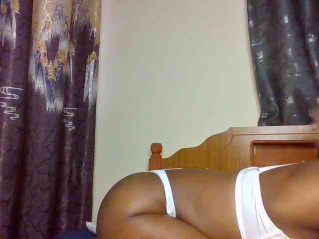 Caramelxoxo webcam
