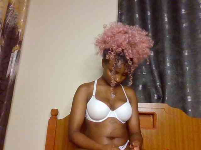 Caramelxoxo webcam