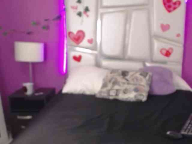 BrigitteVelvett webcam
