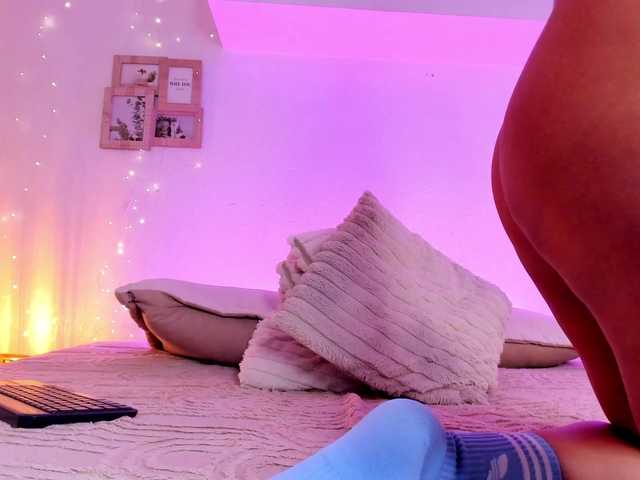 mystic-carito's BongaCams show and profile