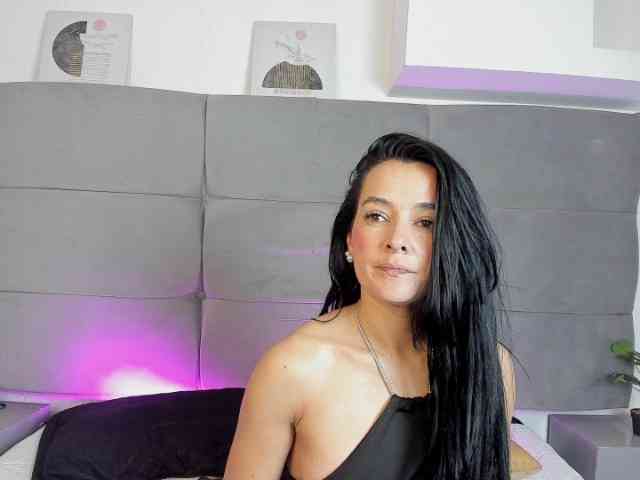 mystic_carito webcam
