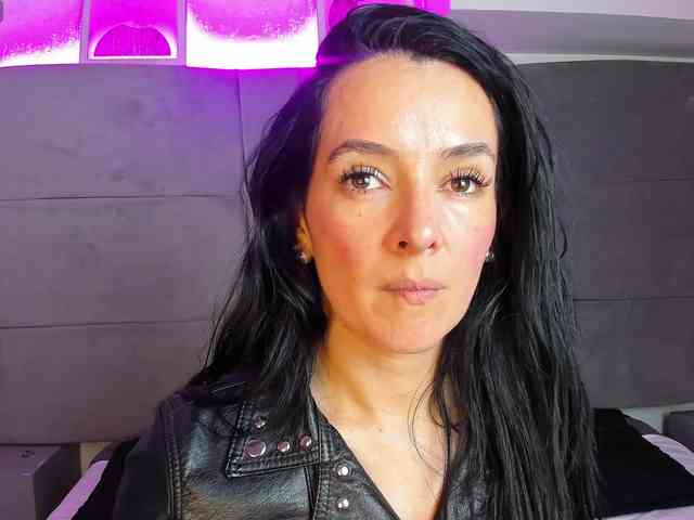 mystic_carito webcam