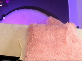 Kendall-19 Porn Show