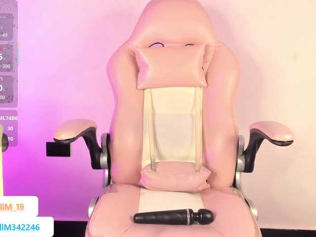 Kendall-19's BongaCams show and profile