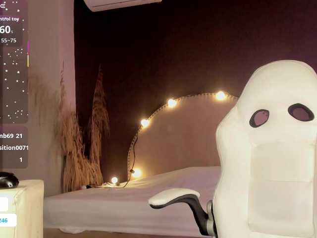 Kendall-19's BongaCams show and profile