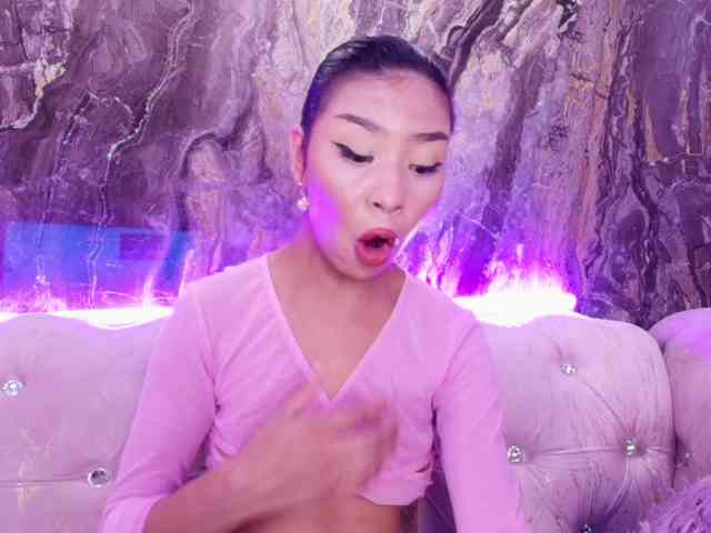 Arianna-moon webcam