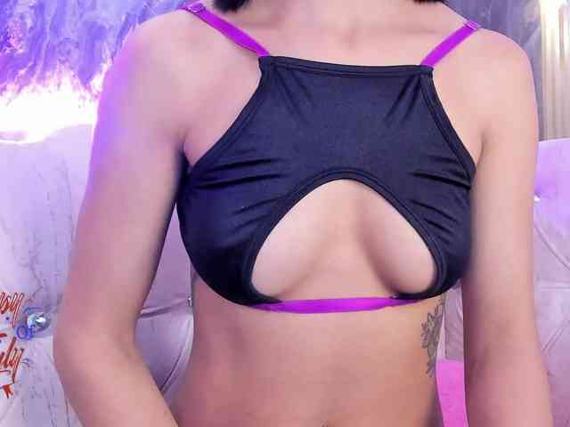 Arianna-moon webcam