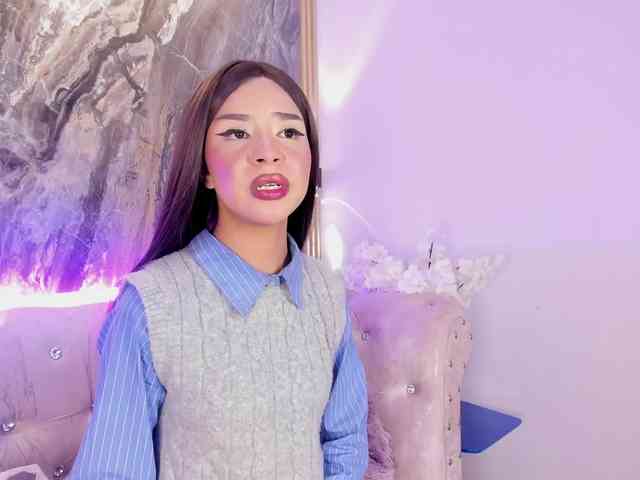 Arianna-moon webcam