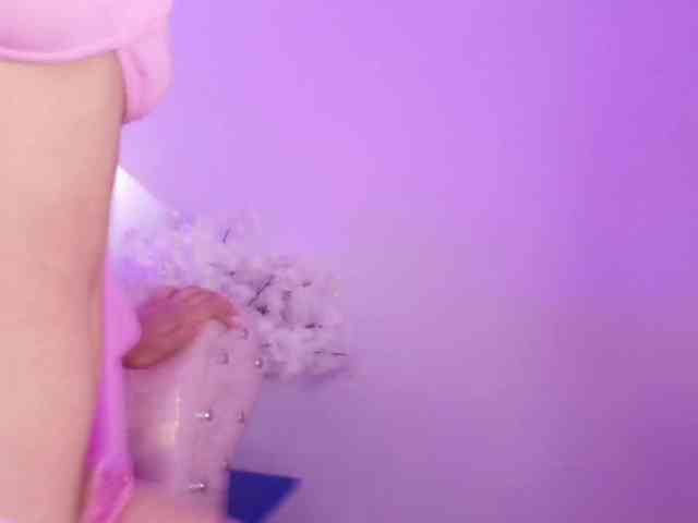 Arianna-moon webcam