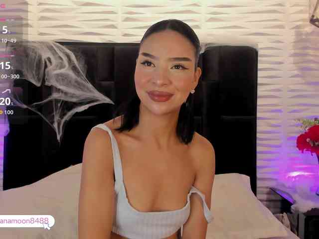 Arianna-moon webcam