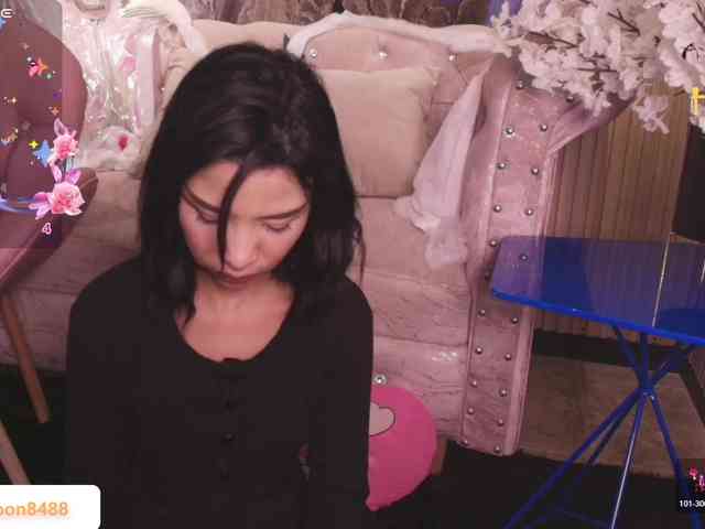 Arianna-moon webcam