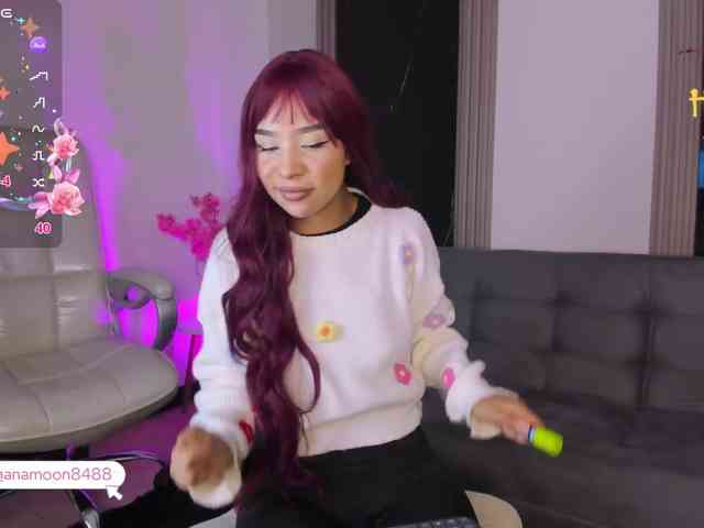 Arianna-moon webcam