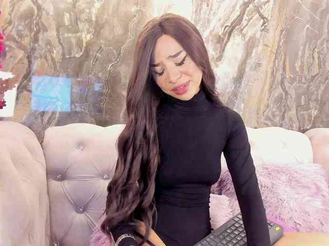 Arianna-moon webcam