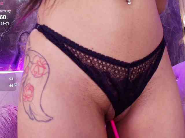 Arianna-moon webcam