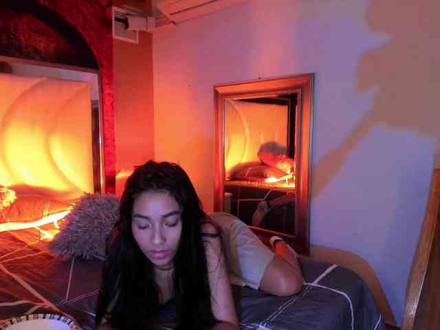 Sophie-Turner webcam