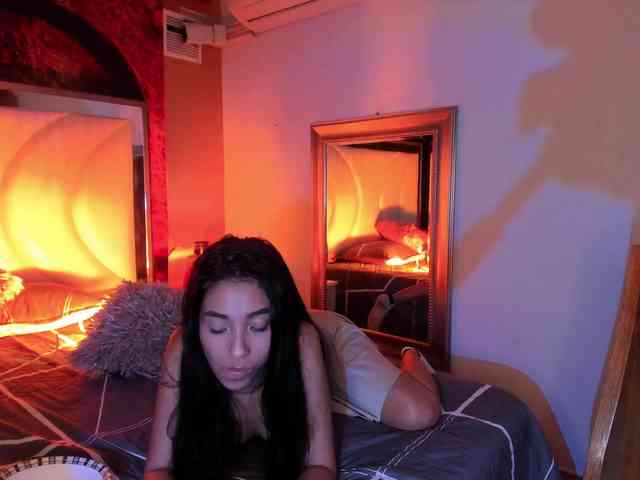 Sophie-Turner webcam