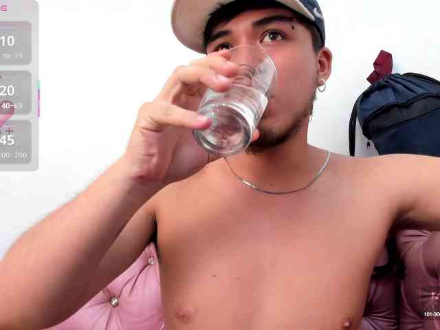 OilMen22 Live Webcam on BongaCams OilMen22 Live Webcam on BongaCams